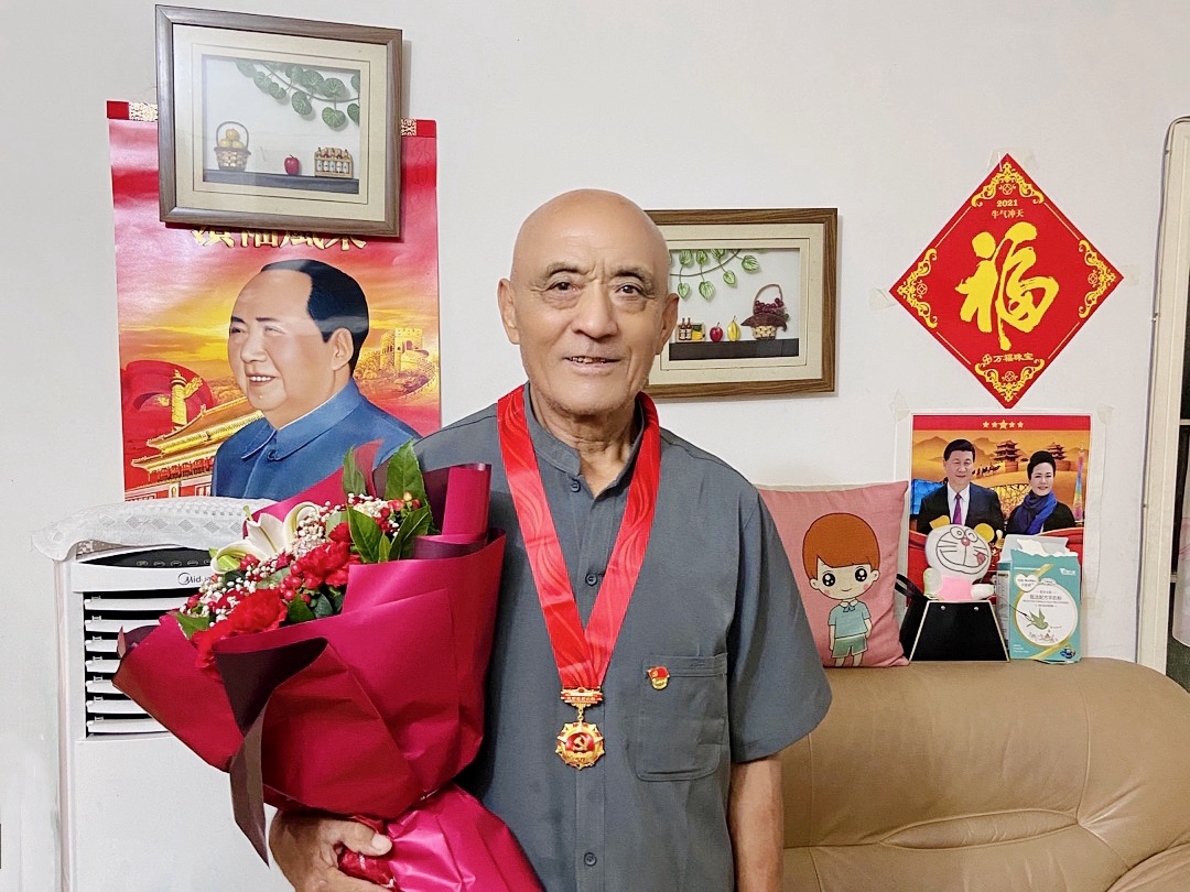 3张西文.jpg