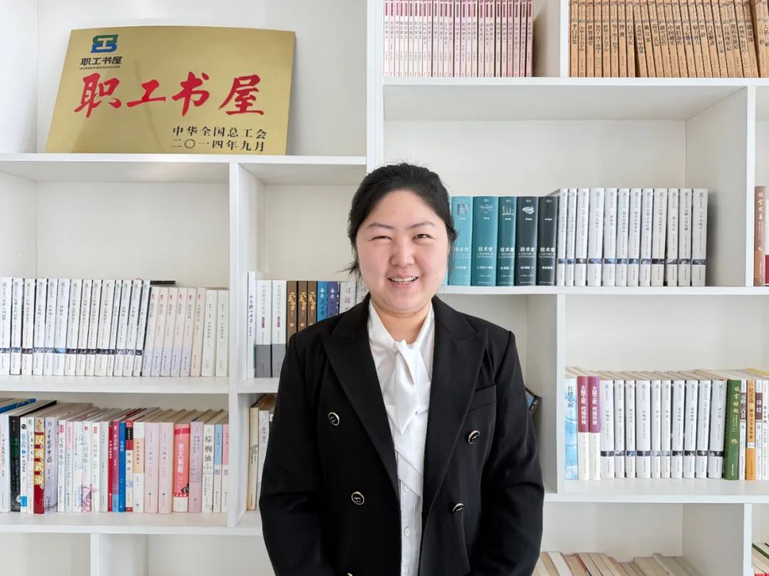 市直优秀妇女个人——经营公司穆丽.jpg